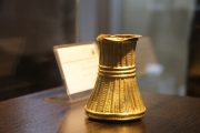 نمایش جام «تول تالش» در موزه باستان‌شناسی رشت