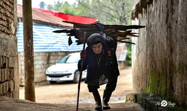 سالمندی در املش ؛ موضوعی رها شده در شهری با آمار بالای سالمندان