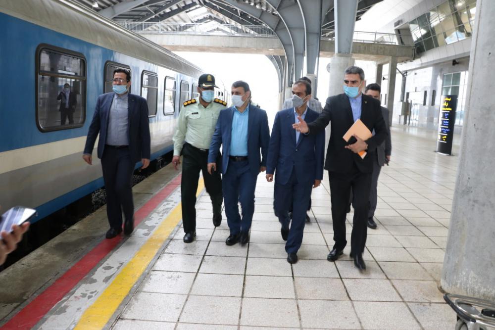 نیازمند فرهنگ سازی برای رونق حمل و نقل ریلی هستیم