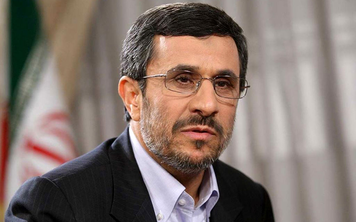 روس ها و انگلیسی ها همیشه از استبداد در ایران حمایت کرده اند