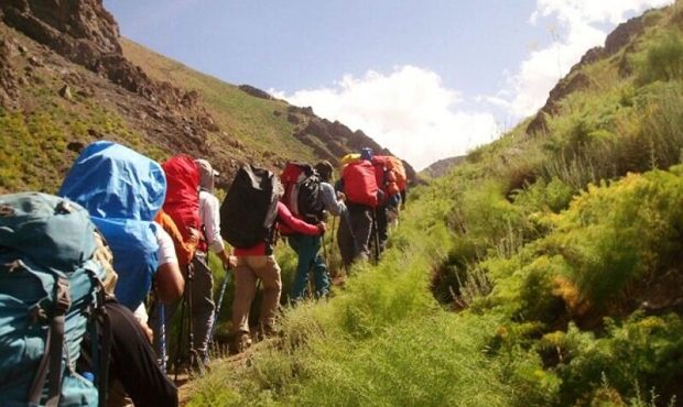 تردد تورهای غیرمجاز در مناطق ییلاقی رودبار ، ممنوع! تردد تورهای غیرمجاز در مناطق ییلاقی رودبار ، ممنوع!