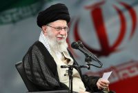 تاکید رهبر انقلاب بر تبیین هنرمندانه ارزش ها تاکید رهبر انقلاب بر تبیین هنرمندانه ارزش ها
