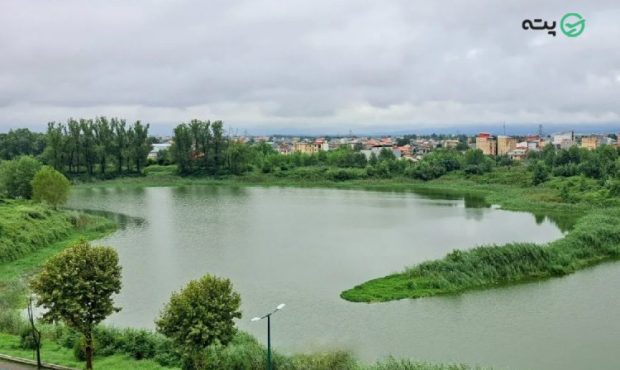 کشتی تفریحی در تالاب عینک رشت راه اندازی می شود