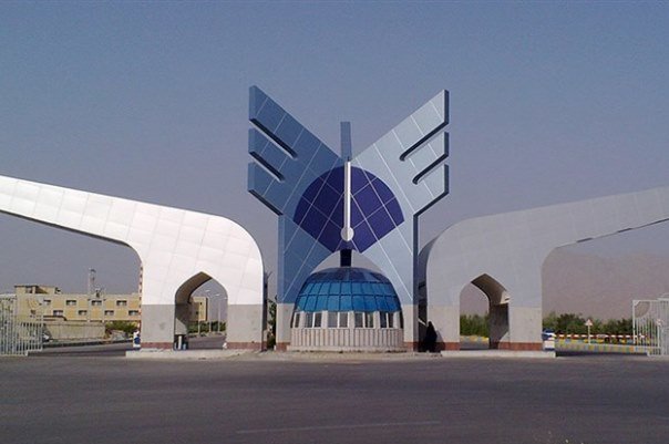 مشکلات دانشجویان دانشگاه آزاد در حال پیگیری است